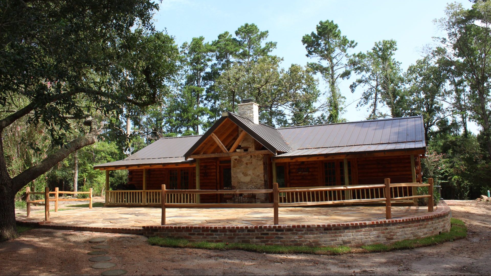 Beaver Creek Lodge – Texas Forest Country Retreat